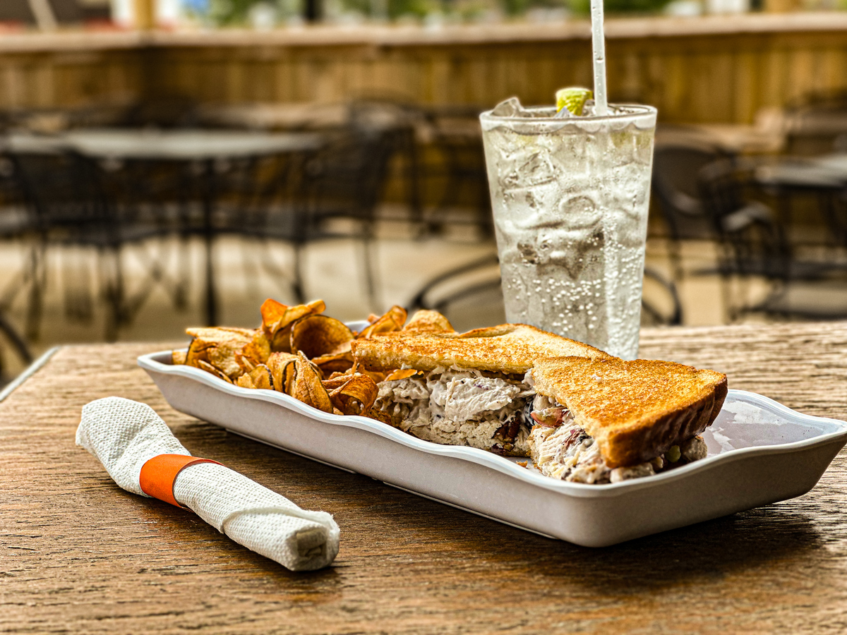 Dyersburg’s Go-To Spot for Flavor & Fun